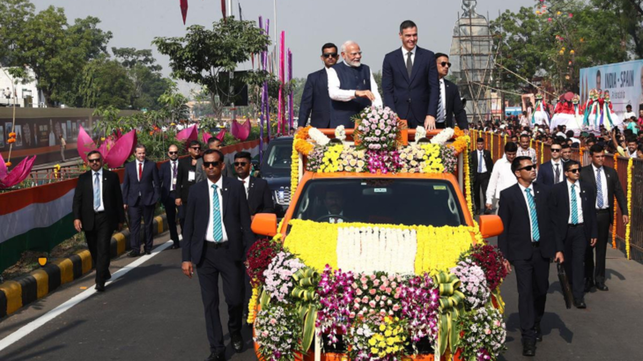 Pedro S&aacute;nchez y Narendra Modi, primer ministro indio en Vadorada, Guayarat, India. / La Moncloa