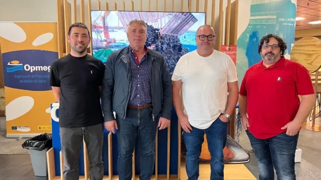 La delegaci&oacute;n de Opmega la encabez&oacute; el presidente Ricardo Herb&oacute;n