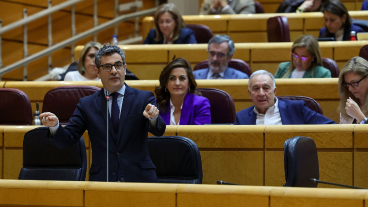 F&eacute;lix Bola&ntilde;os, ministro de Justicia, Presidencia y Relaciones con las Cortes en el Senado. / RR.SS.
