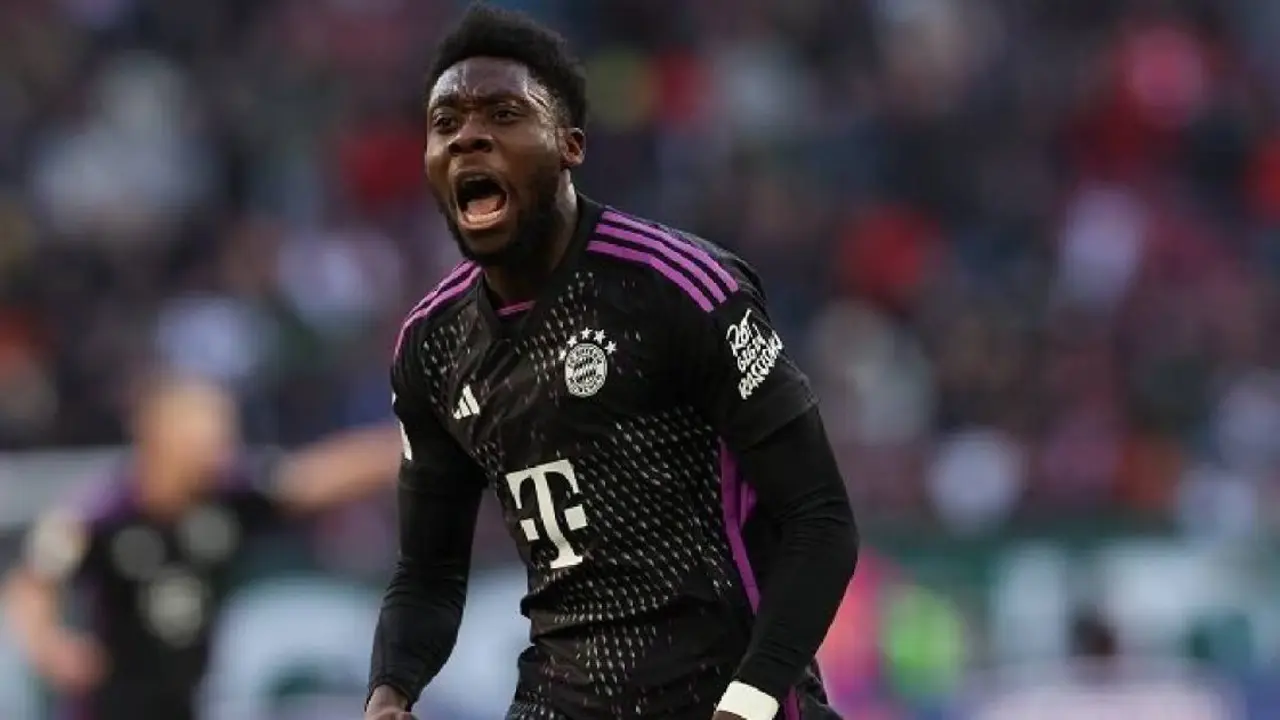 Alphonso Davies, lateral izquierdo del Bayern M&uacute;nich. / @AlphonsoDavies