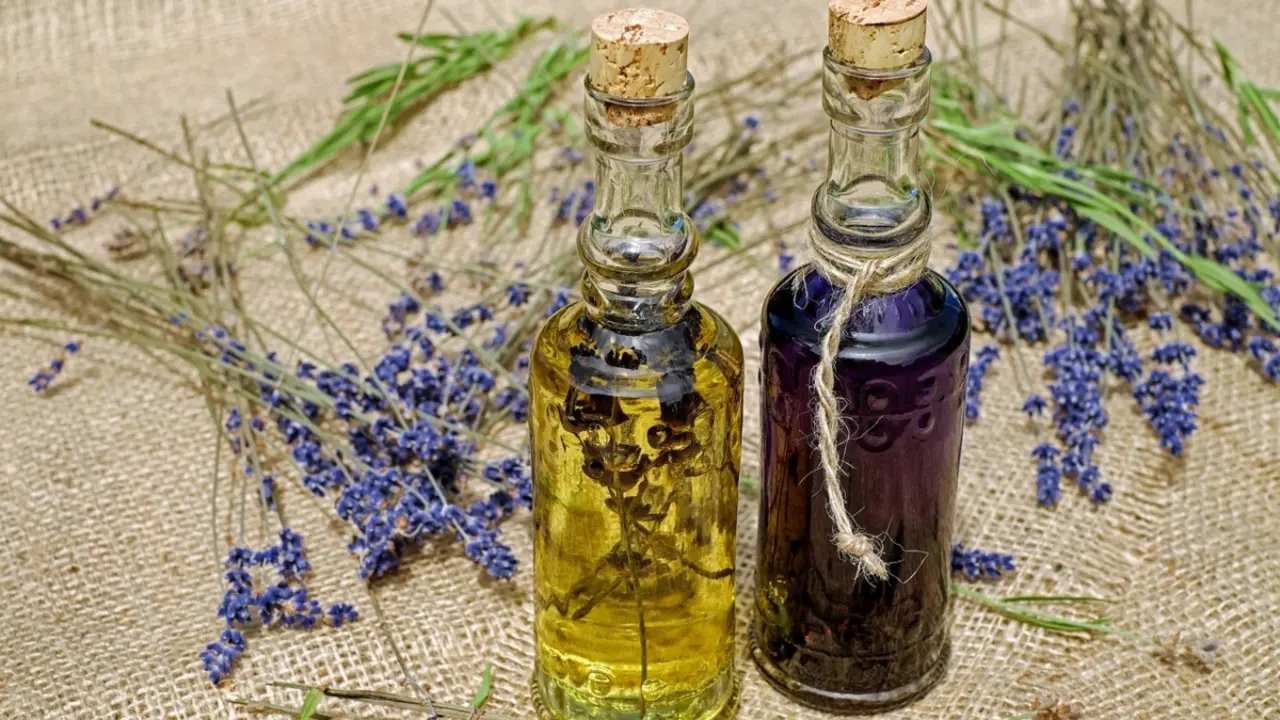 Aceites esenciales. / Pixabay.