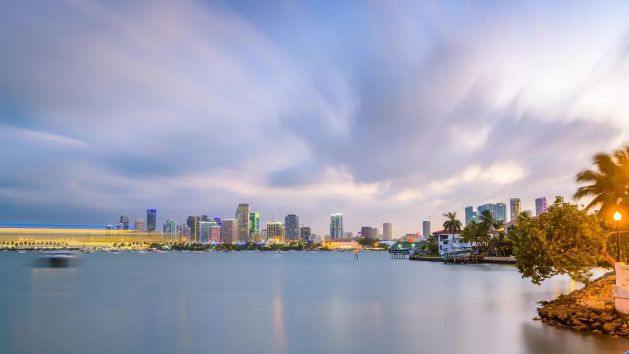 Centro de la bahía de Buscayjne, en Miami (Florida, EE UU). / Kimpton