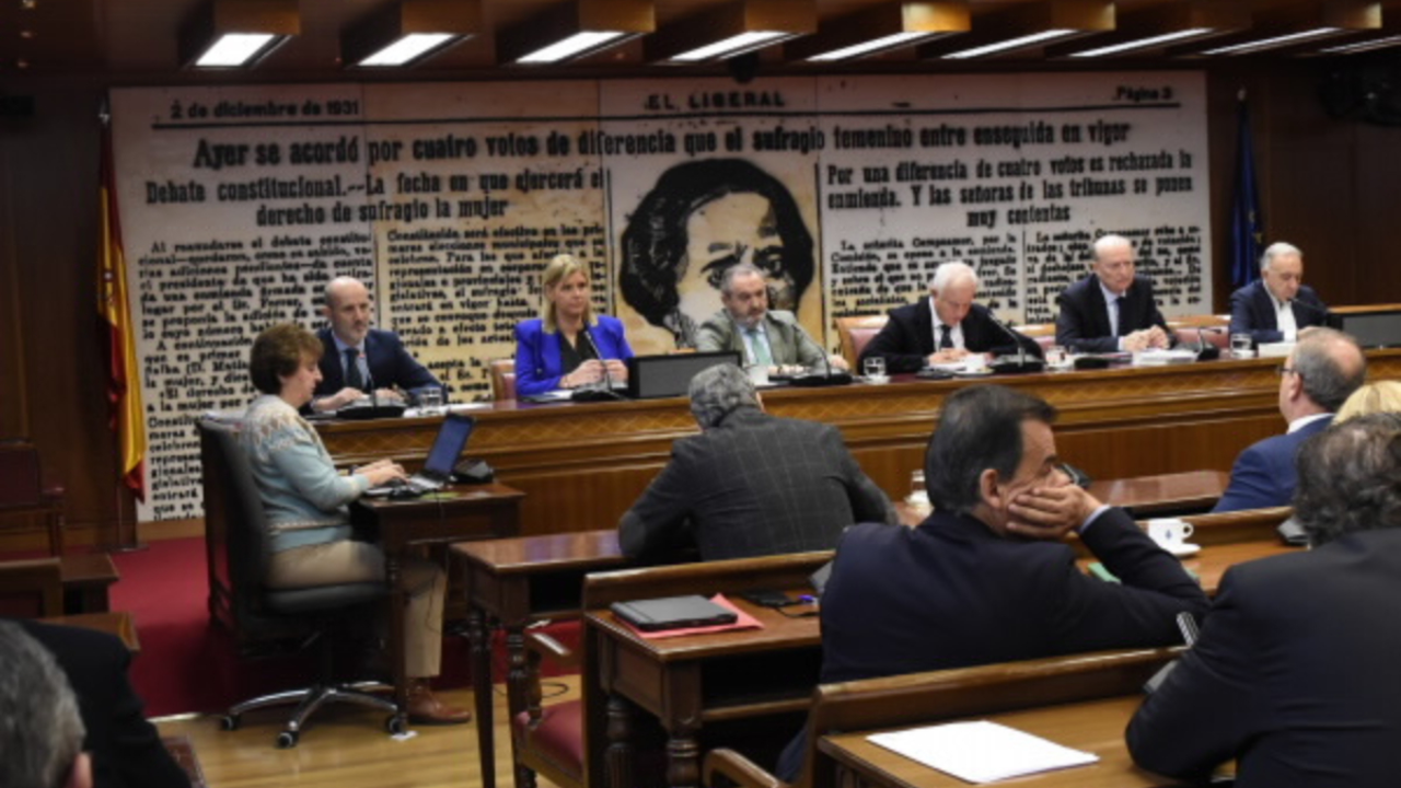 El coronel de la Guardia Civil, Francisco Jos&eacute; V&aacute;zquez, en la comisi&oacute;n del Senado. / Senado