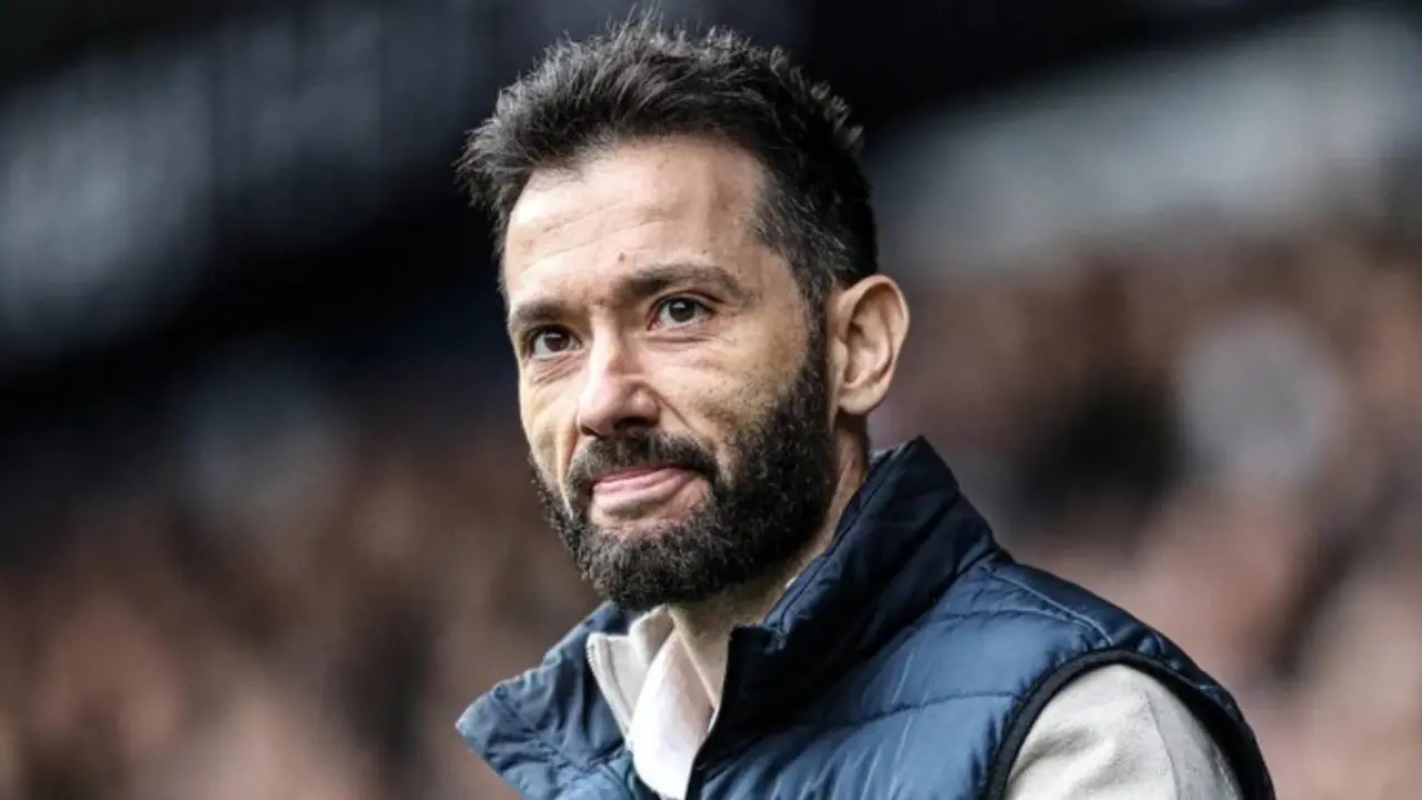 Carlos Corber&aacute;n, entrenador del Valencia CF. /  @valenciacf