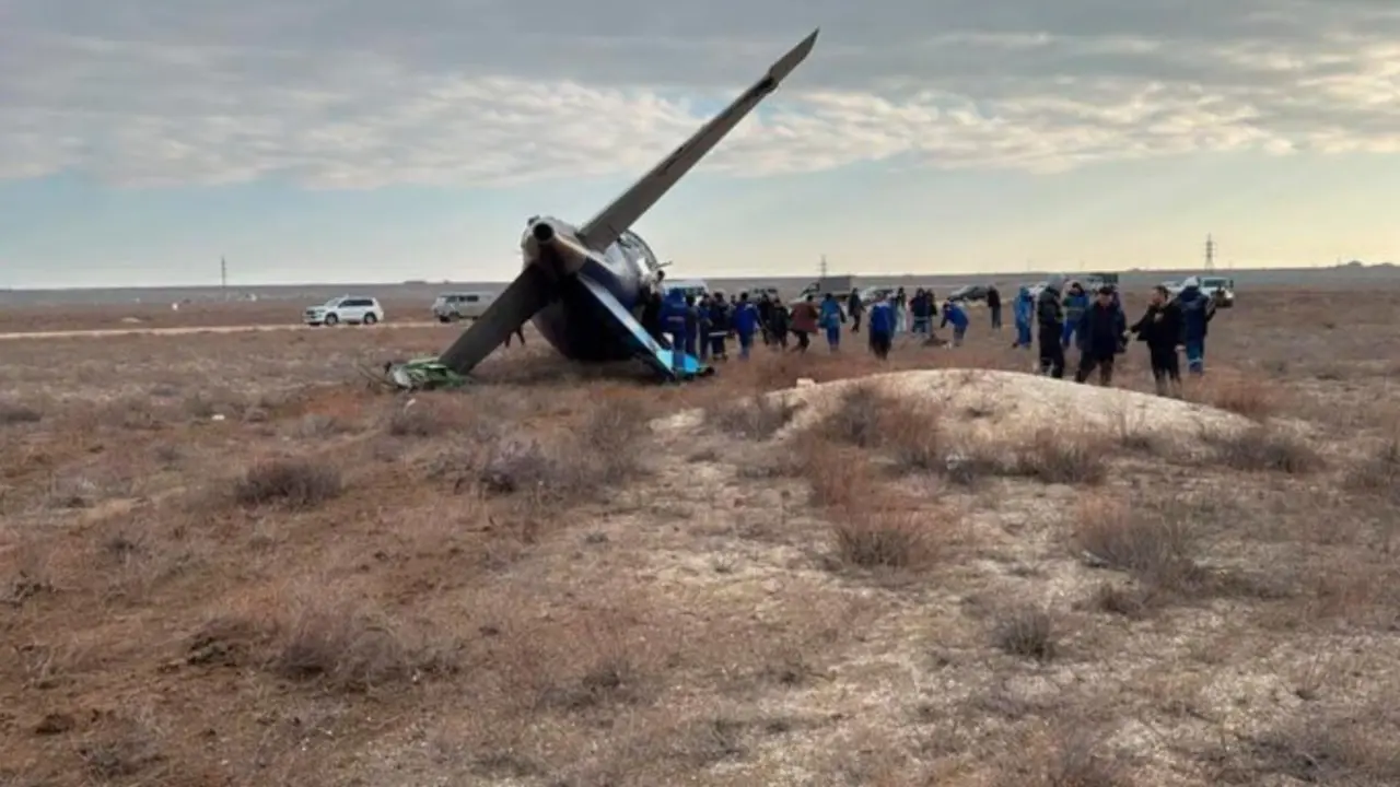 Accidente a&eacute;reo en Aktua, Kazajist&aacute;n. / Televisi&oacute;n Nacional Somal&iacute; (SNTV)