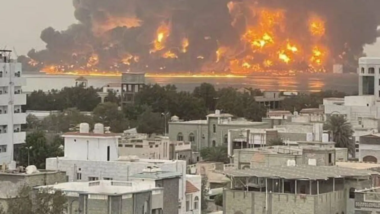 Bombardeo en Hodeida, Yemen. / RR.SS