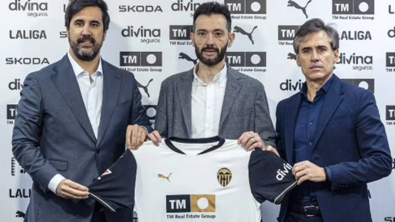 Carlos Corber&aacute;n, nuevo entrenador del Valencia CF. /  @valenciacf