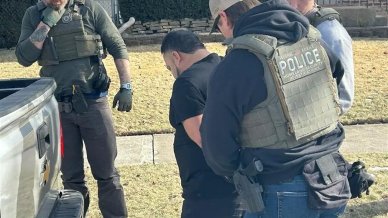 Operaciones del Servicio de Control de Inmigraci&oacute;n y Aduanas estadounidense (ICE). / @ICEgov