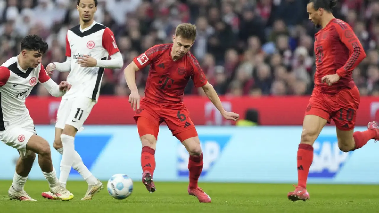 Joshua Kimmich, dorsal n&uacute;mero 6 del Bayern. /   @fcbayernes