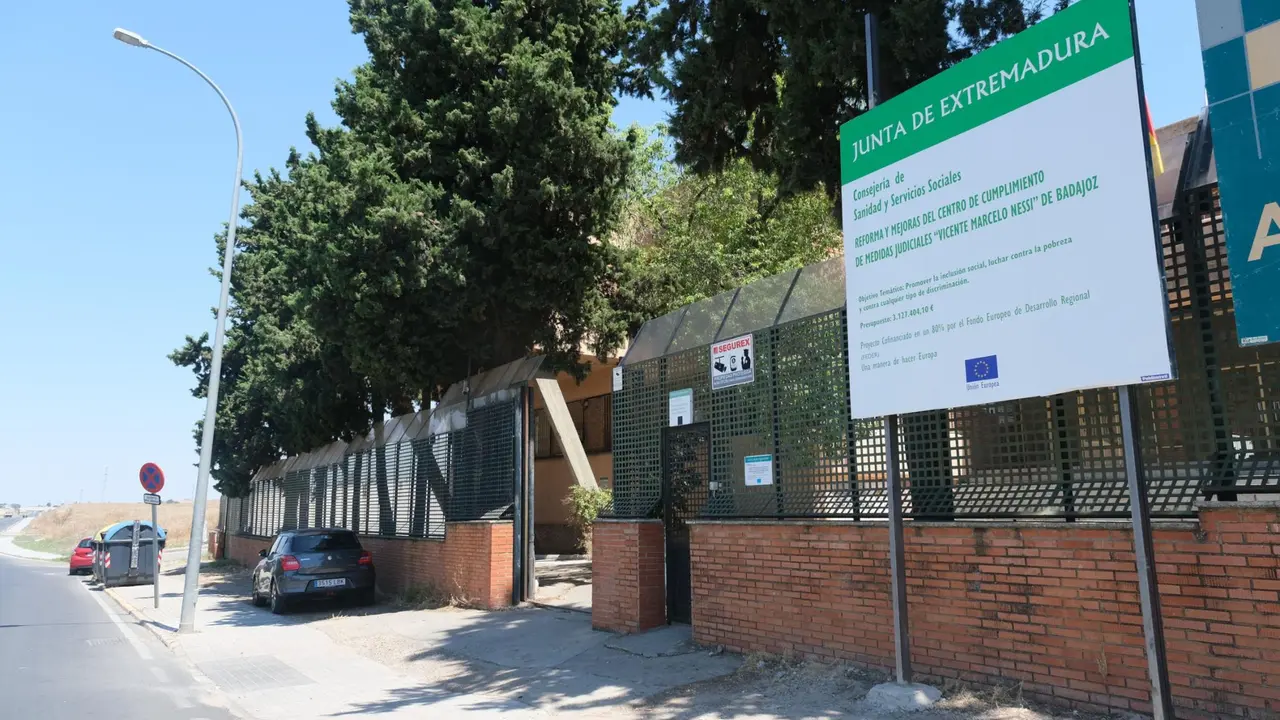 Centro de cumplimiento de medidas judiciales Marcelo Nessi de Badajoz. / RR SS.