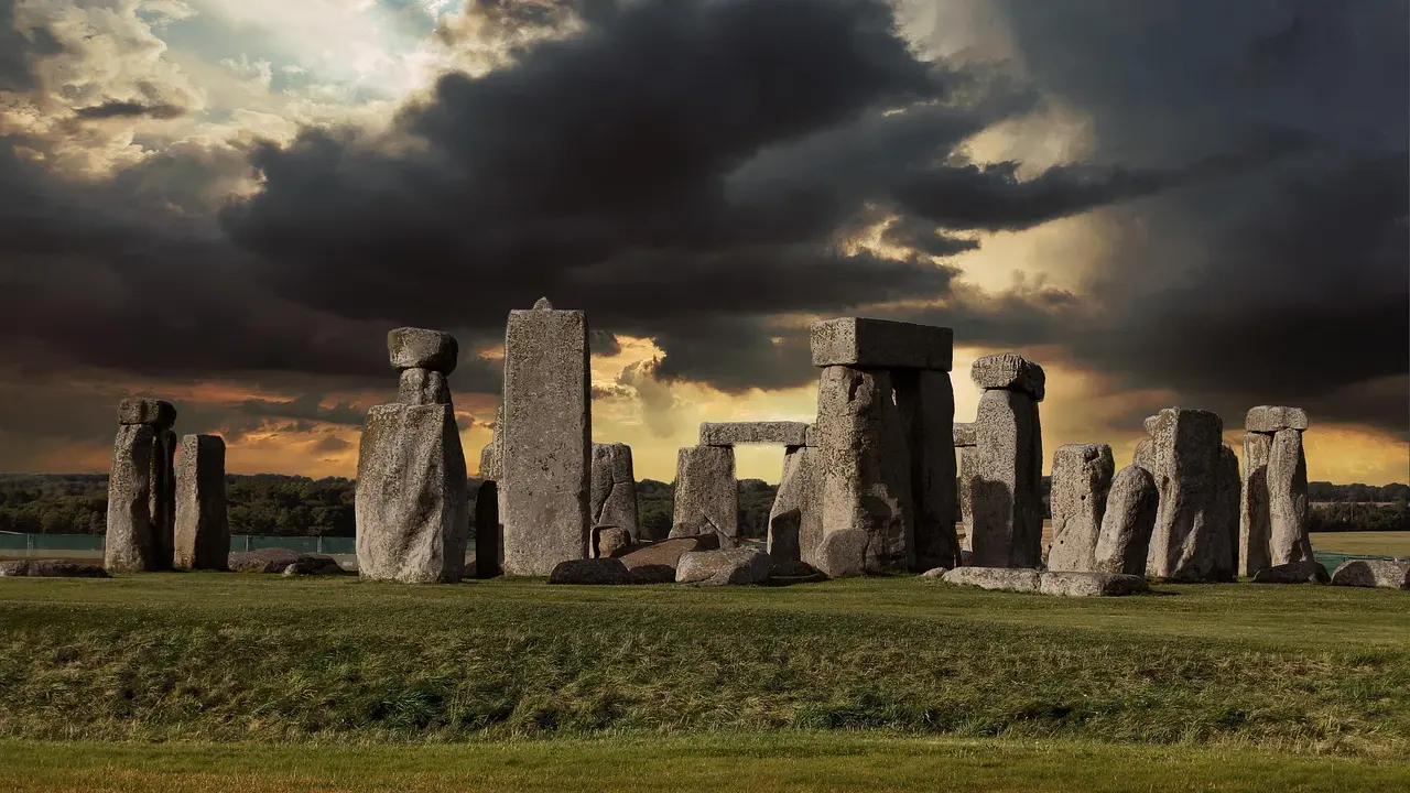 Stonehenge. / RR SS.