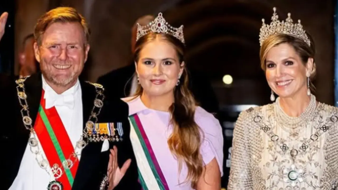Los Reyes Guillermo Alejandro y M&aacute;xima junto a la princesa Catalina Amalia de Pa&iacute;ses Bajos. / @dutchroyals_.