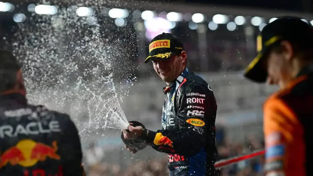 Max Verstappen celebrando su triunfo en el GP de Qatar 2024. /  @f1
