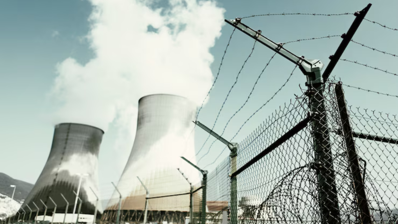 Una central nuclear. / Freepik