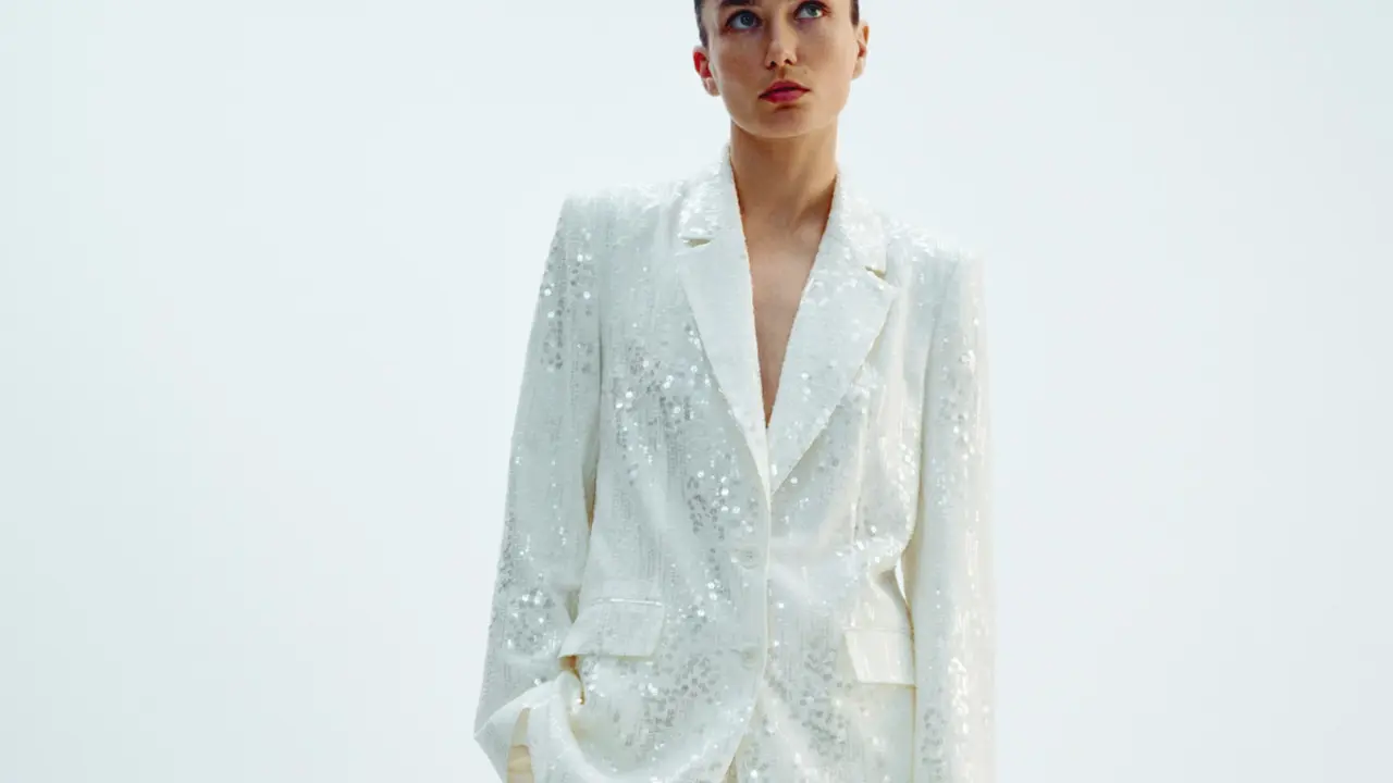Blazer de lentejuelas, Zara.com.