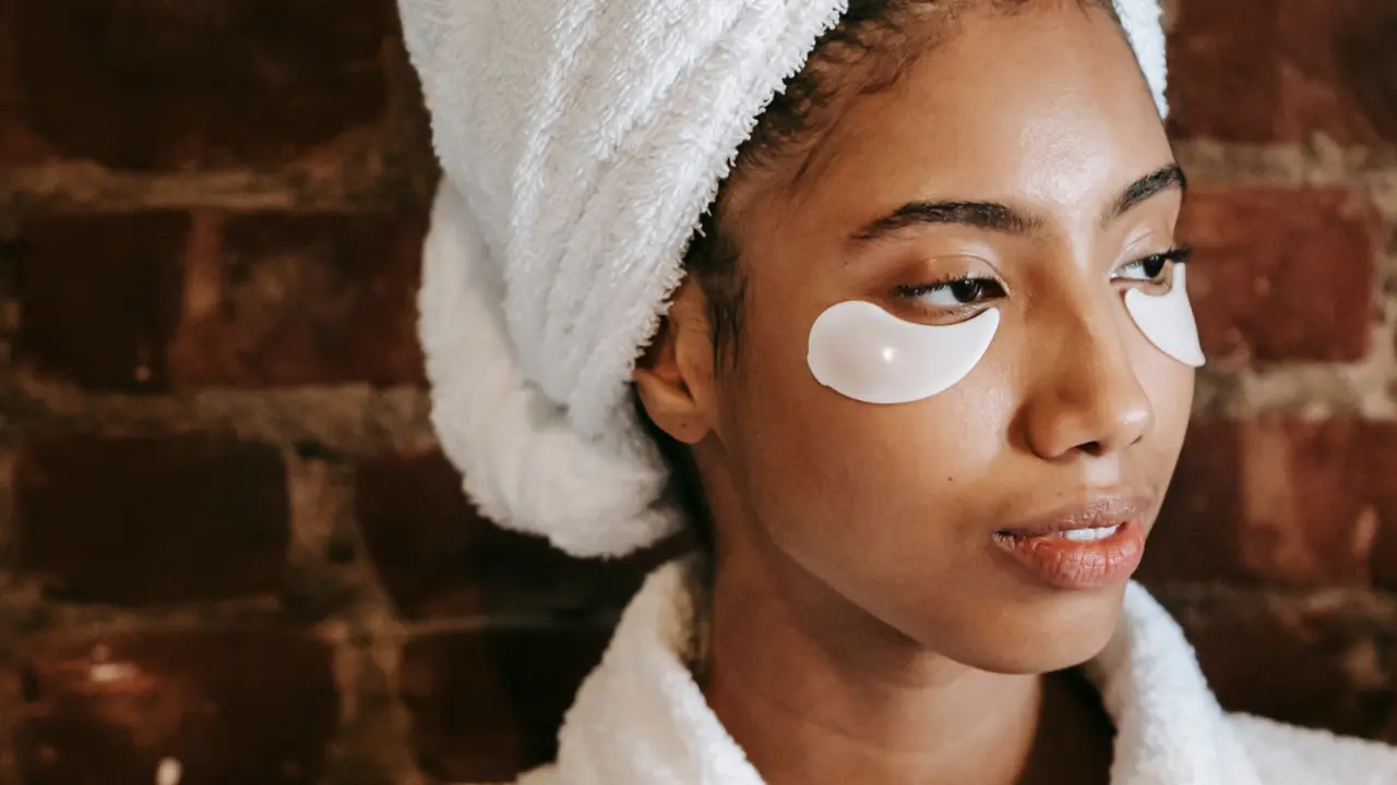 Parches para ojeras y bolsas en los ojos.