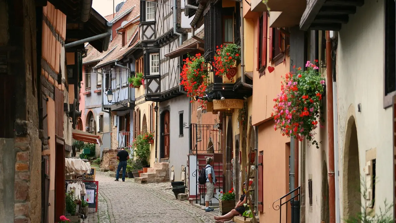 eguisheim-3670681_1280