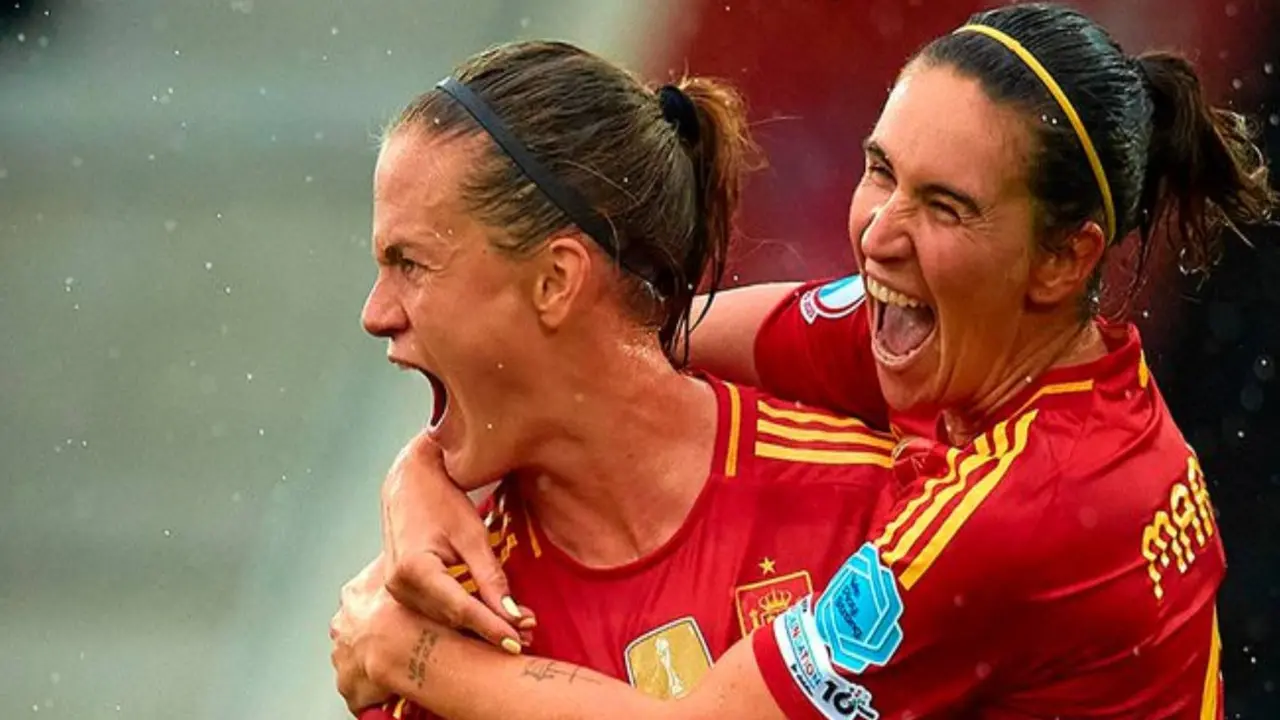 Las futbolistas espa&ntilde;olas celebrando uno de los goles ante B&eacute;lgica. /  @SEFutbolFem