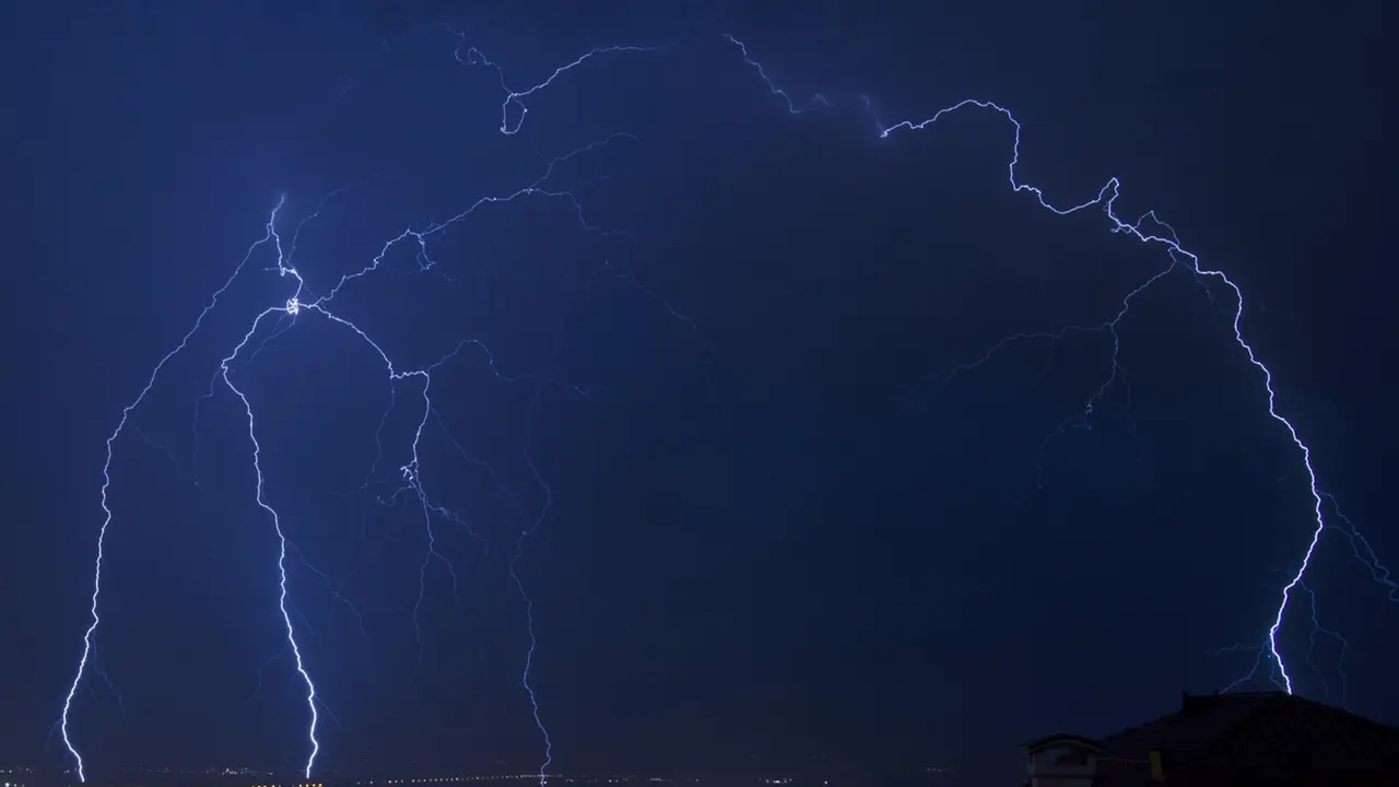 Rayos en el cielo. / Pixabay.