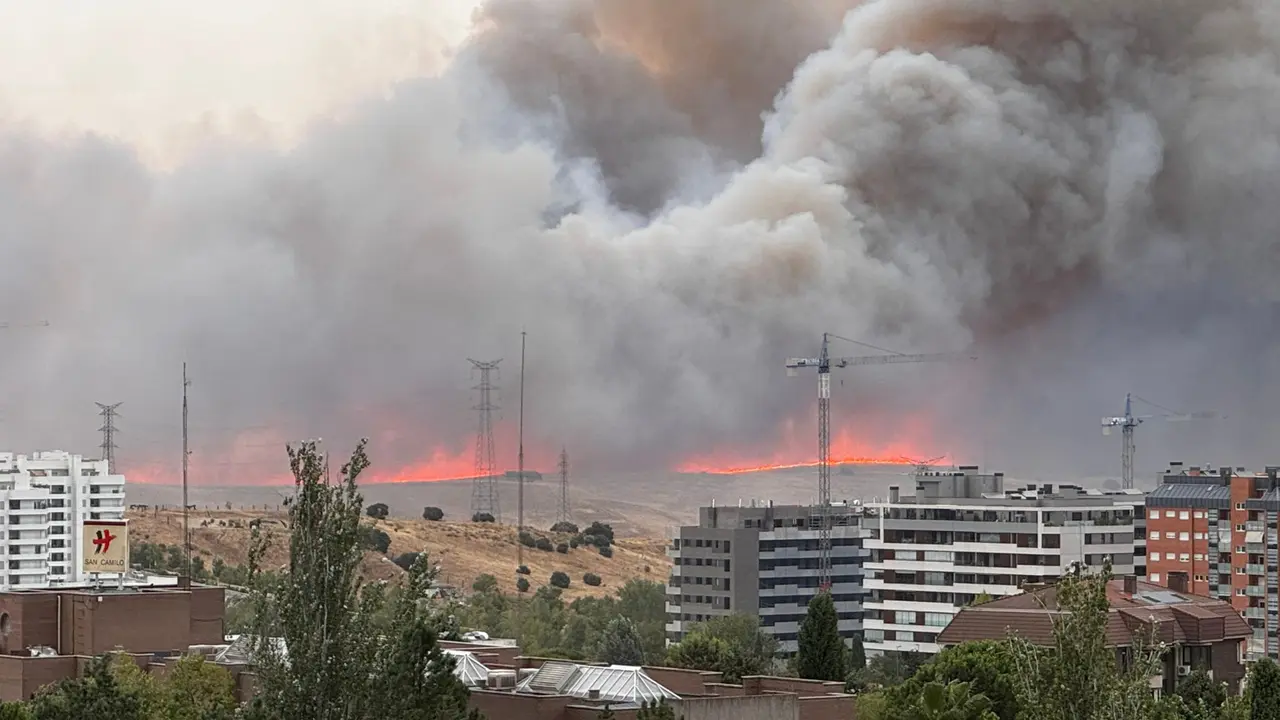 Incendio en Tres Cantos. / X.