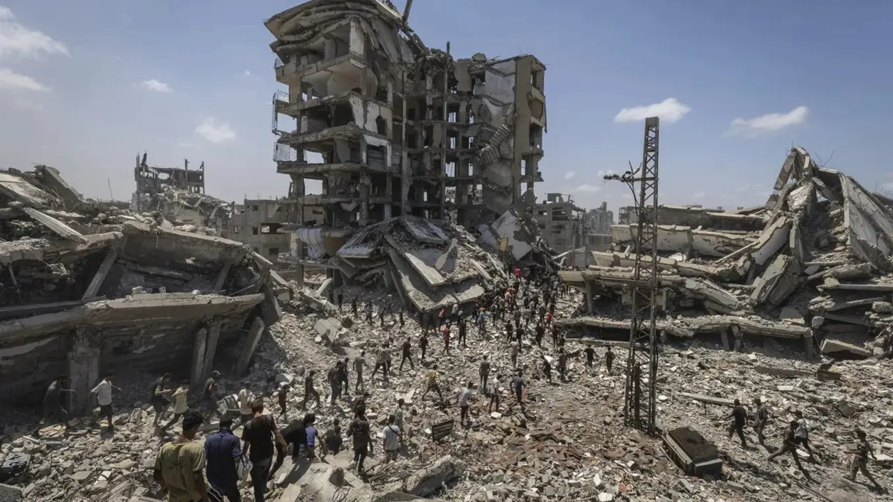 Destrucción en Gaza. / X.
