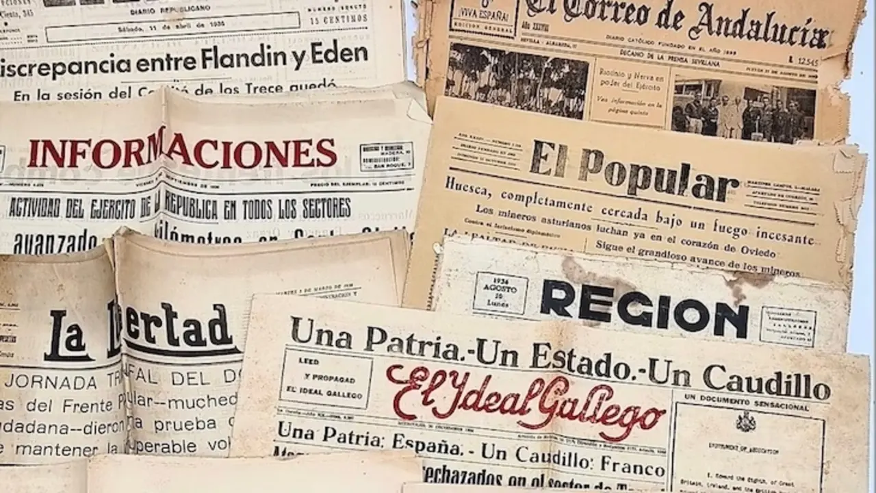 Primeras planas de prensa. / Moncho Paz