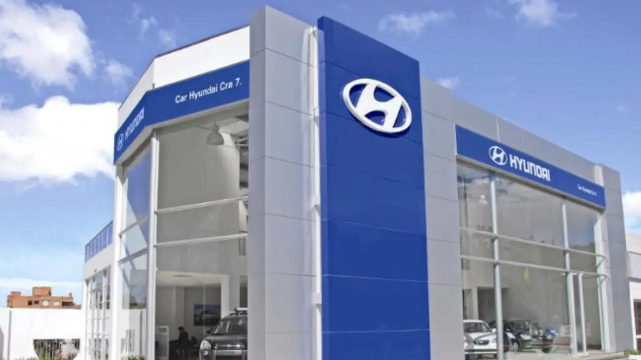 Hyundai. / RR SS