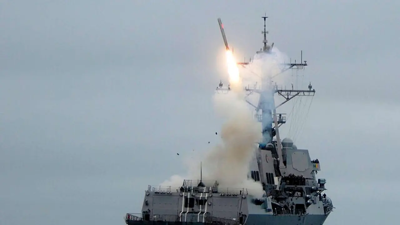 Lanzamiento de un misil Tomahawk. / National Museum of the US Navy