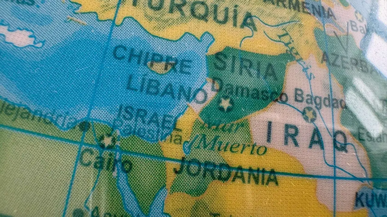 Mapa donde se ve las posiciones de Israel y Palestina en Oriente Medio. / Mundiario