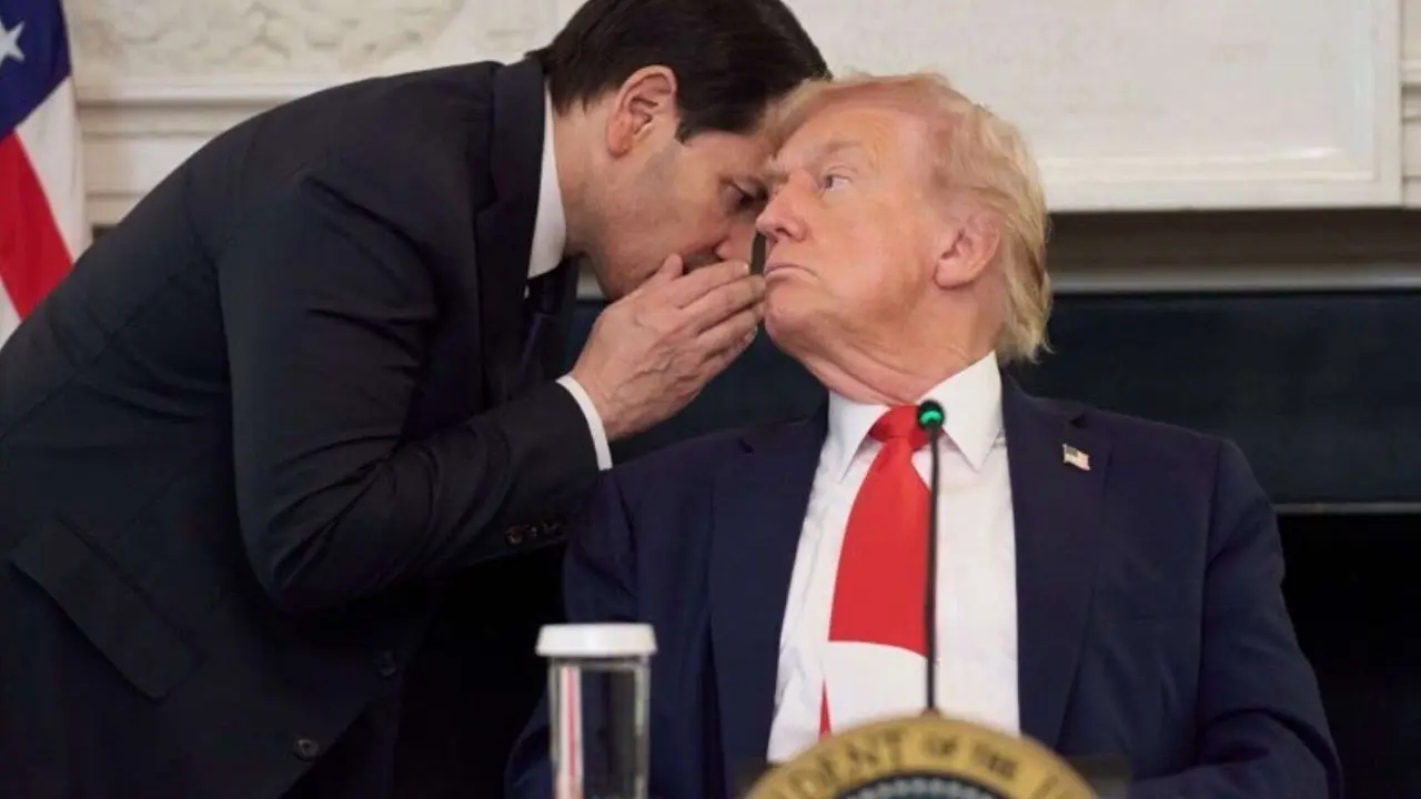 Marco Rubio, secretario de Estado de EE UU; y Donald Trump, presidente de EE UU. / RR SS.