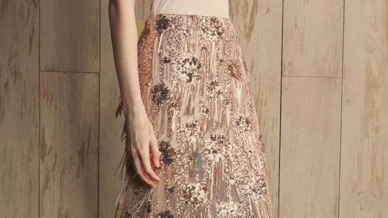 Falda de sirena ajustada de tela de malla, Shein.com.