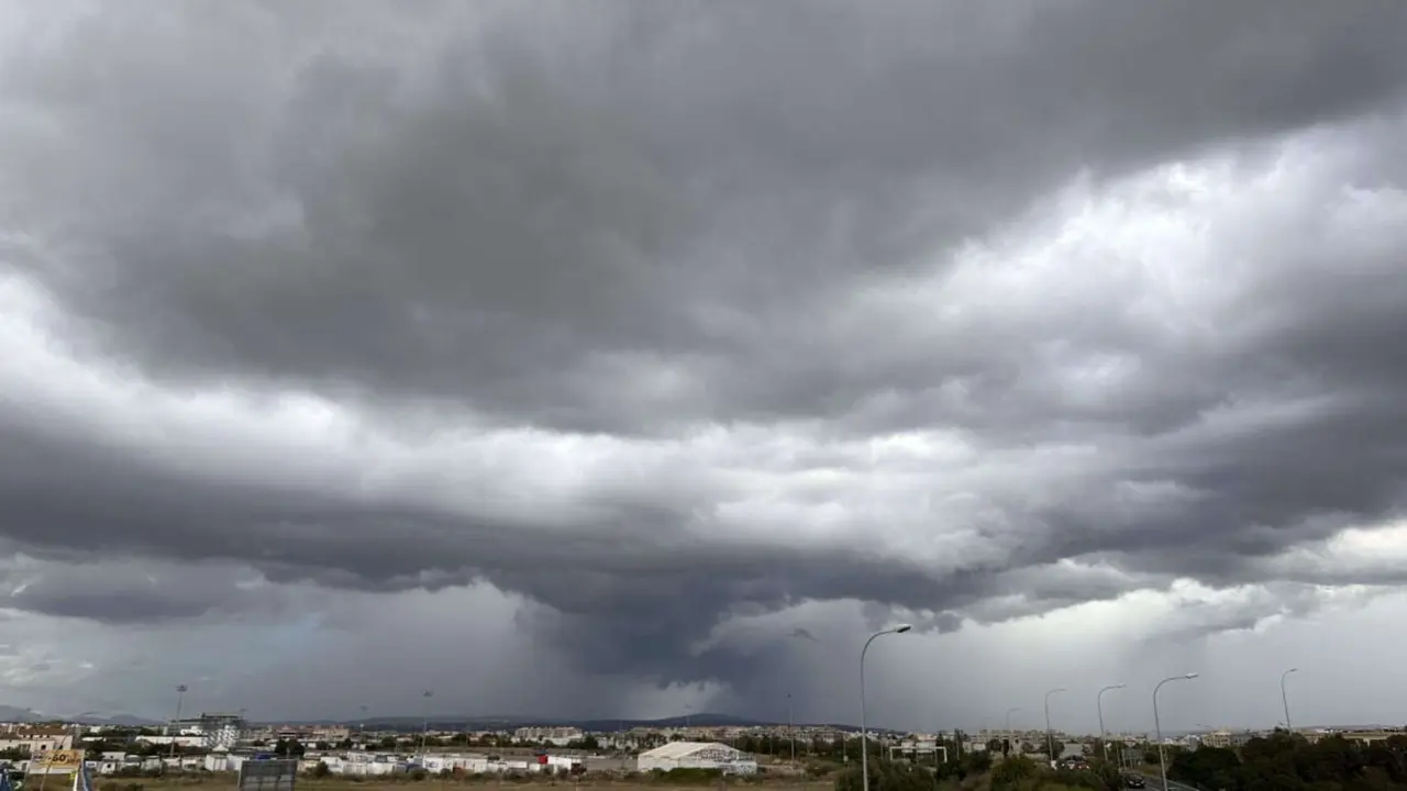 Cielo nublado en Espa&ntilde;a. / RR. SS.