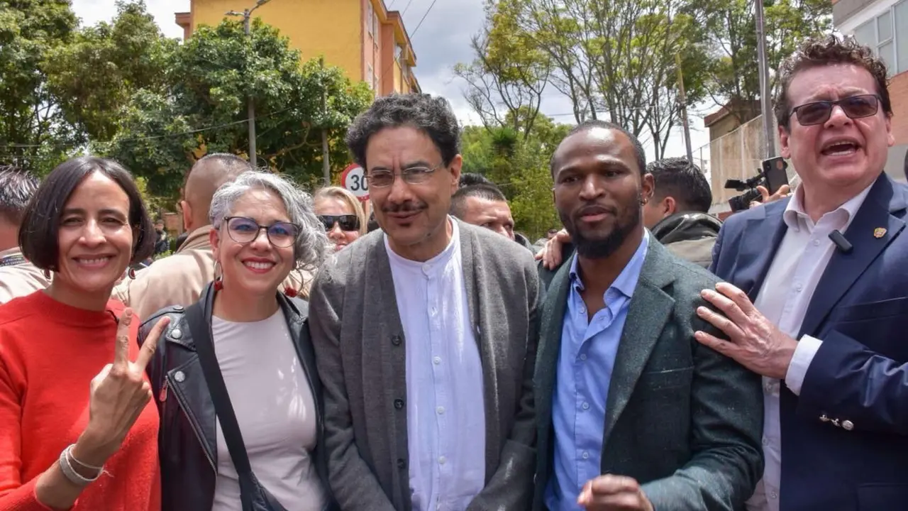 Susana Muhamad, Mar&iacute;a Jos&eacute; Pizarro, Iv&aacute;n Cepeda, Al&iacute; Bant&uacute; Ashanti y Alirio Uribe Mu&ntilde;oz, dirigentes del Pacto Hist&oacute;rico. / @PizarroMariaJo