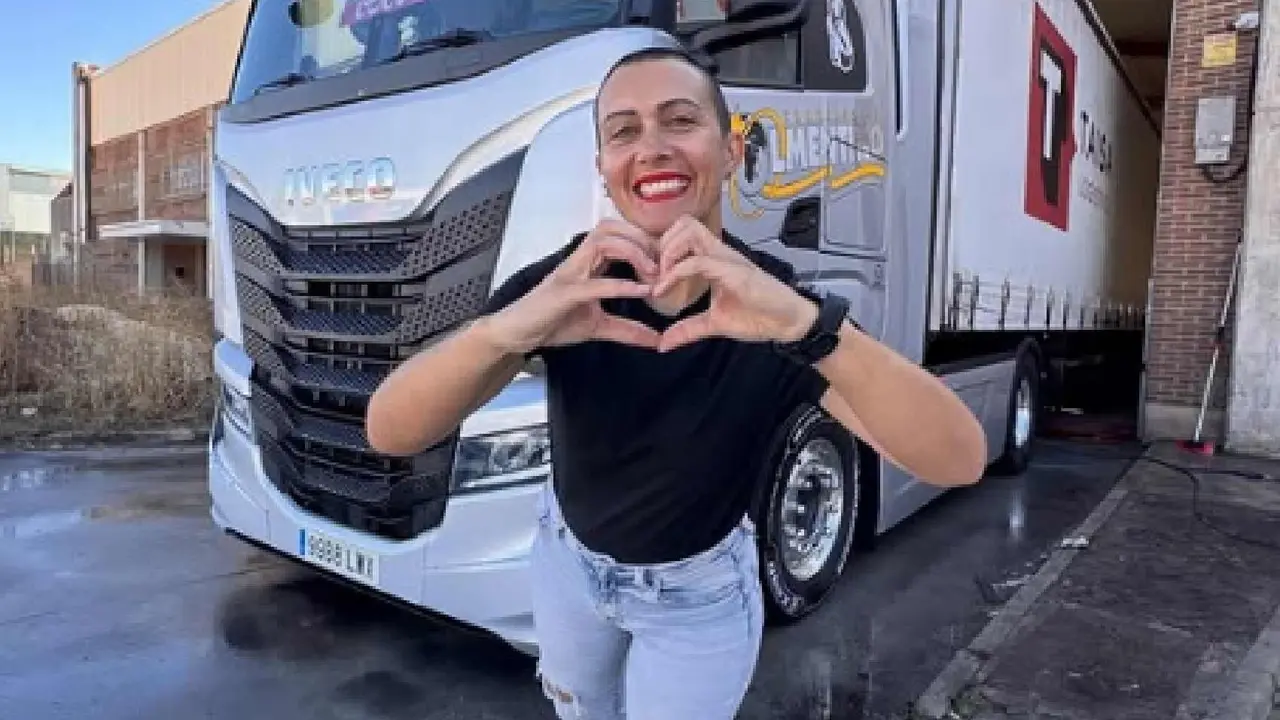 Oti Cabadas. / cocotruckergirl en Instagram