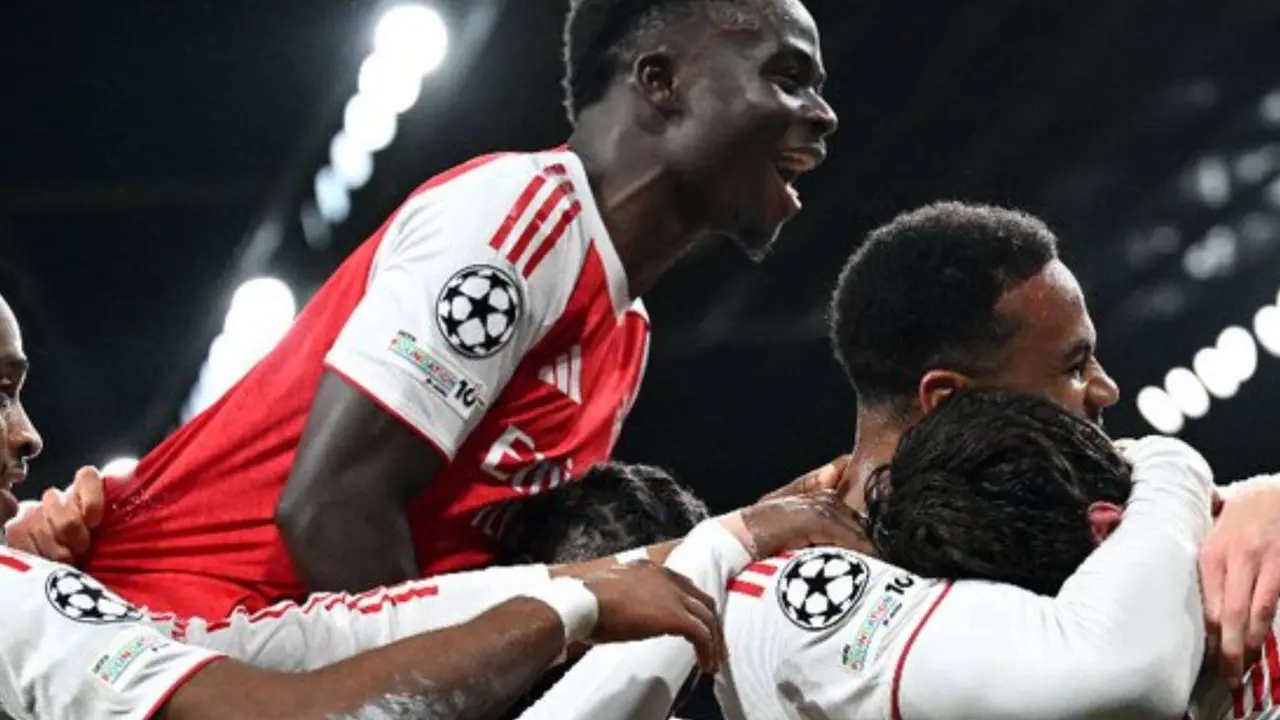 Los jugadores del Arsenal en plena celebraci&oacute;n de un gol. / @arsenal