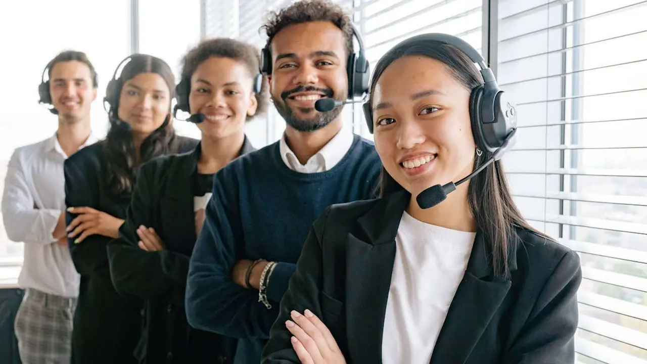 Atenci&oacute;n al cliente. / Yan Krukau en Pexels