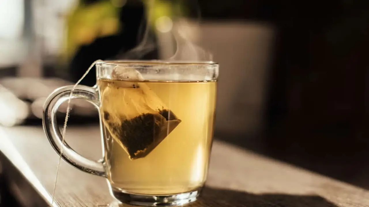 Una infusi&oacute;n. / RR. SS.