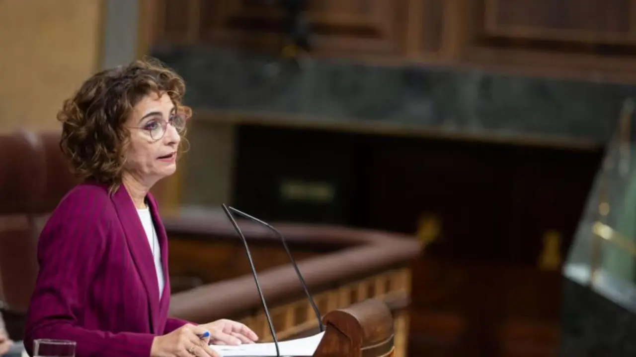 Mar&iacute;a Jes&uacute;s Montero, vicepresidenta primera y ministra de Hacienda. / Congreso