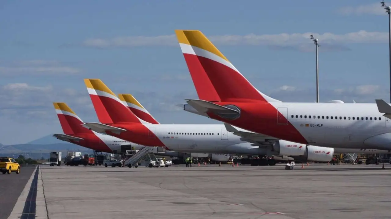 Aviones de Iberia. / RR. SS.