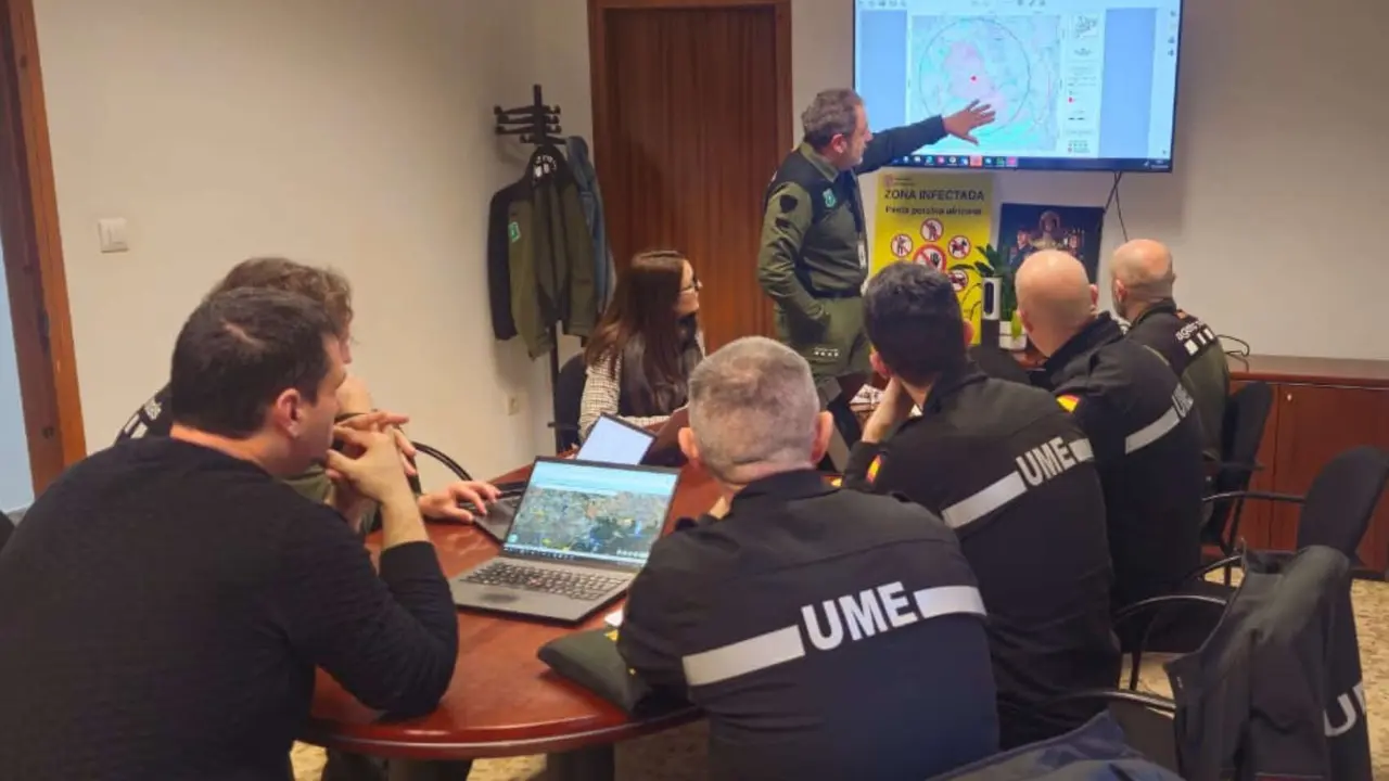 Efectivos de la Unidad Militar de Emergencias (UME). / @UMEgob
