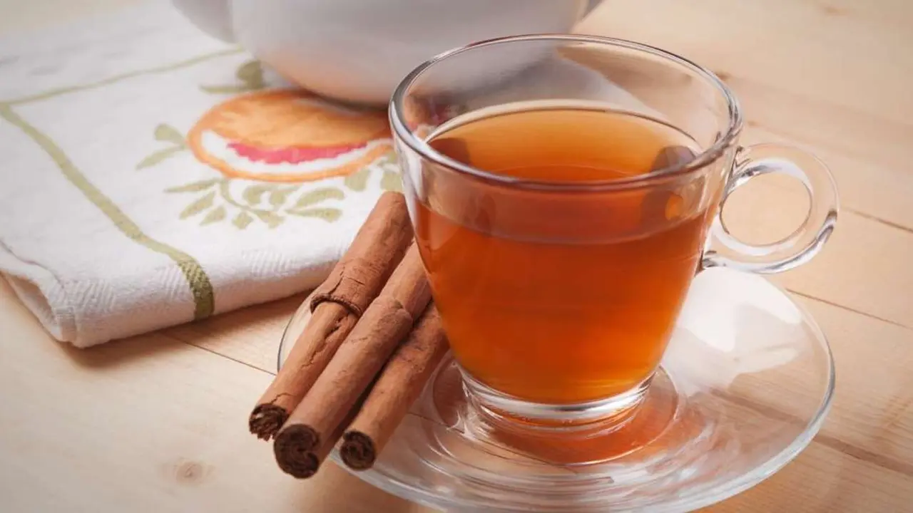 Infusi&oacute;n de canela. / RR. SS.