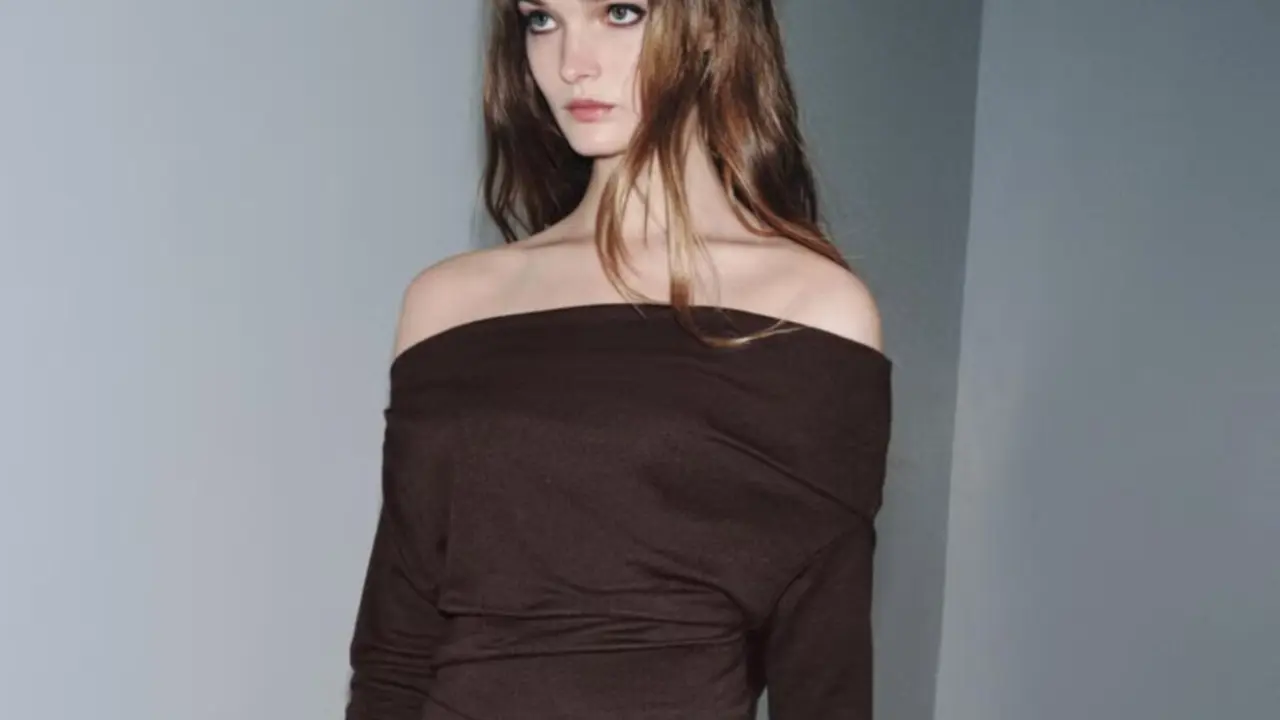 Vestido midi marrón, Zara.com.