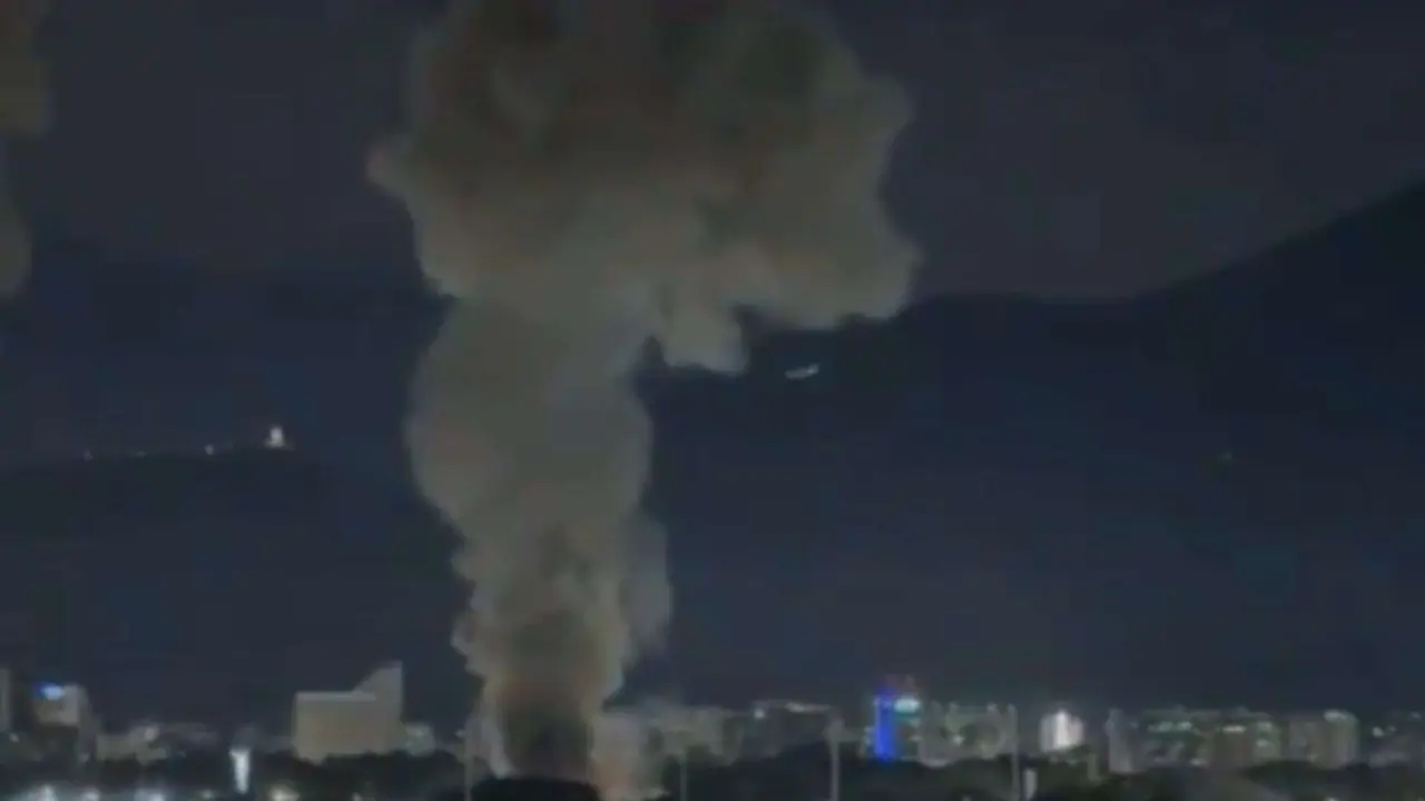 Bombardeos en puntos c&eacute;ntricos de Caracas como parte de la captura de Nicol&aacute;s Maduro por parte de EE UU. / RR SS.