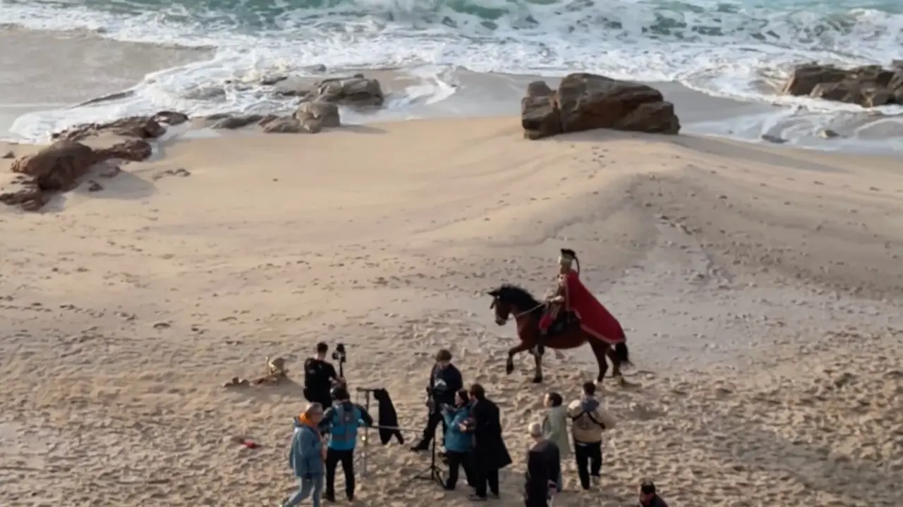 El rodaje en la Playa de Riazor. / M.M.