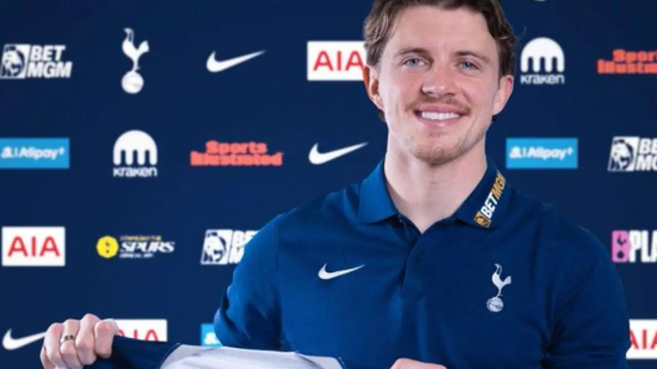 Conor Gallagher. /   @spurs
