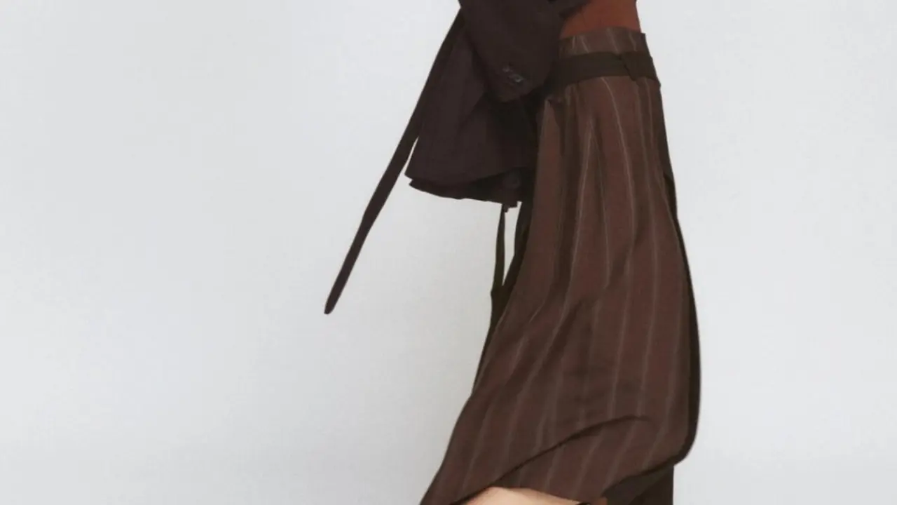 Falda combinada,  Zara.com.