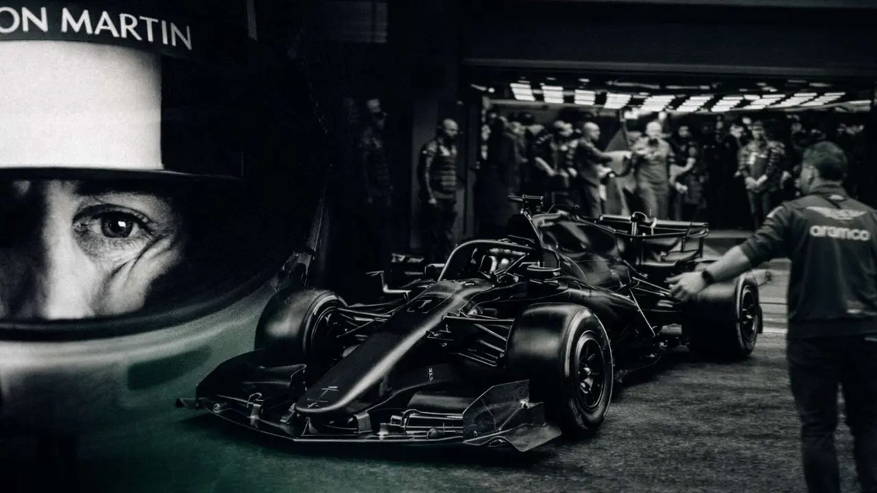 Fernando Alonso. / @astonmartinf1