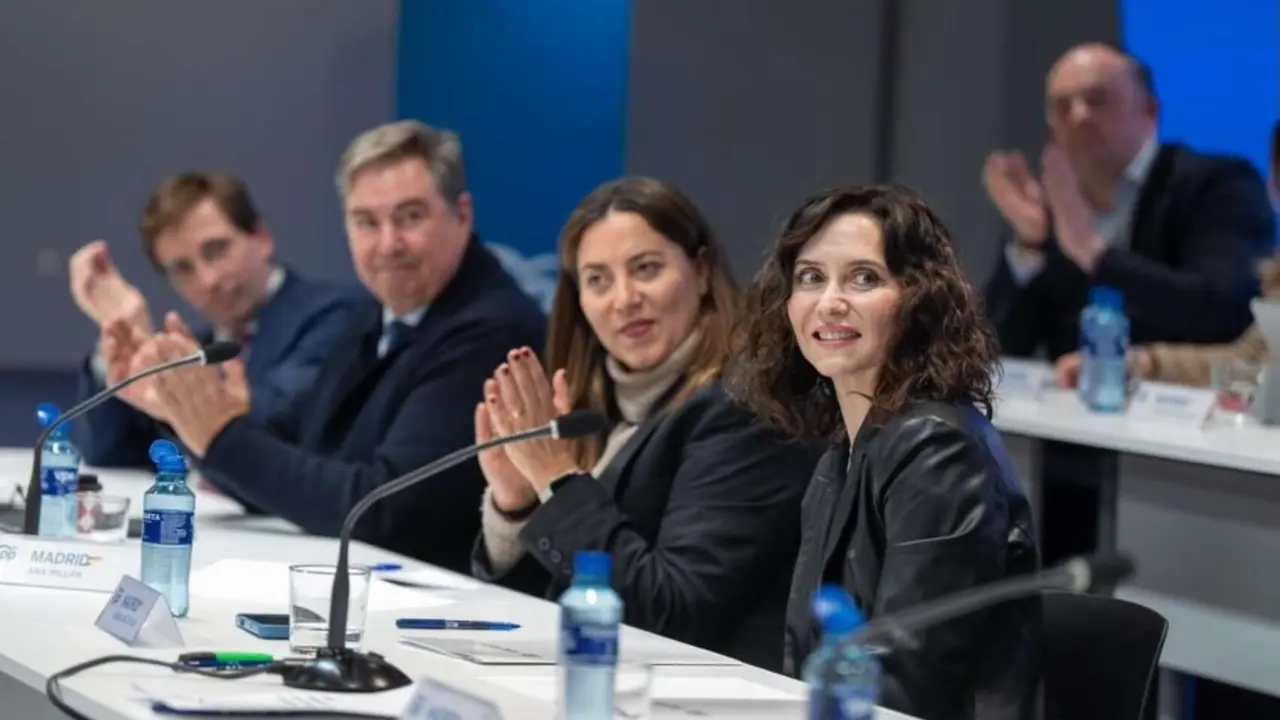 Isabel D&iacute;az Ayuso y Ana Mill&aacute;n. / anamillanpp.