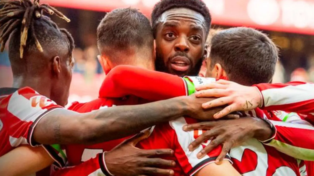 Los jugadores del Athletic celebrando uno de los goles ante el Levante. /  @athleticclub