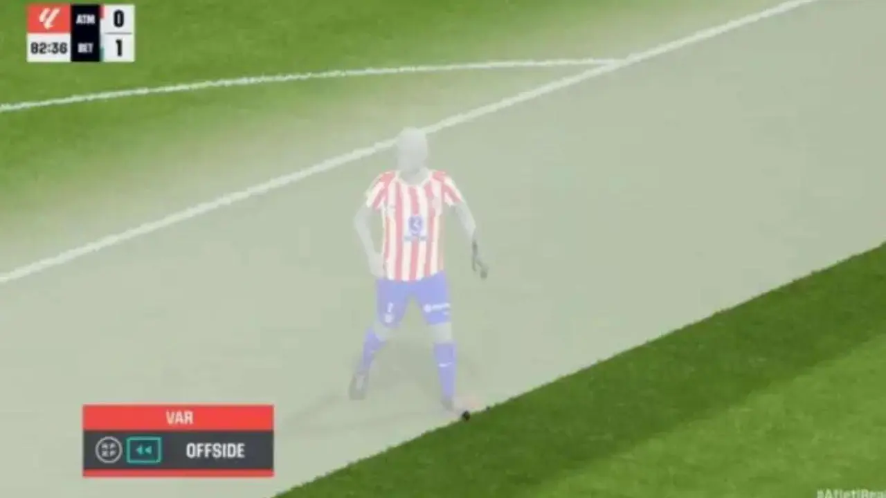 Imagen del VAR. /   @rfef